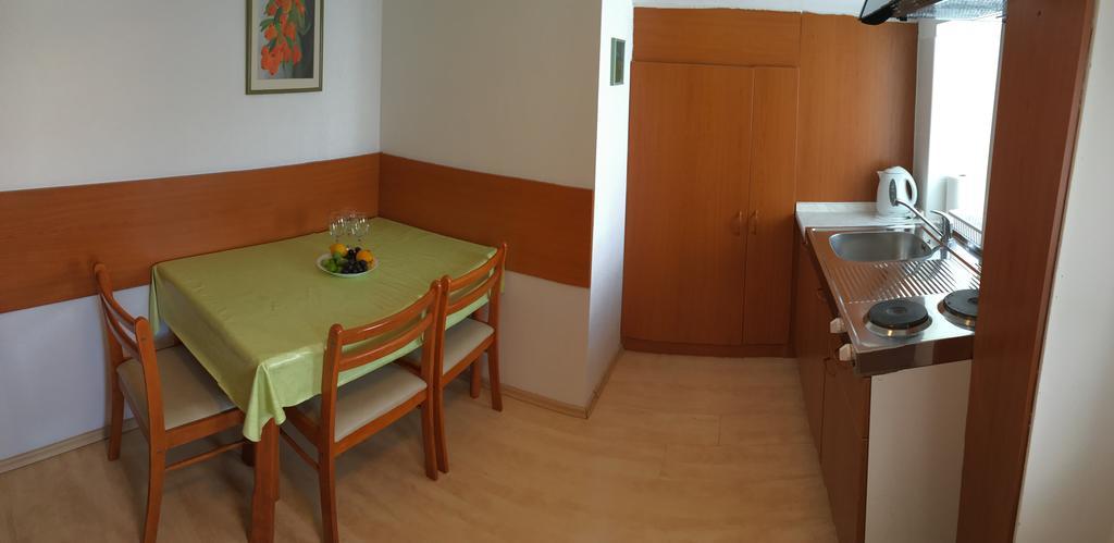 Apartments Tatjana Pag Eksteriør billede