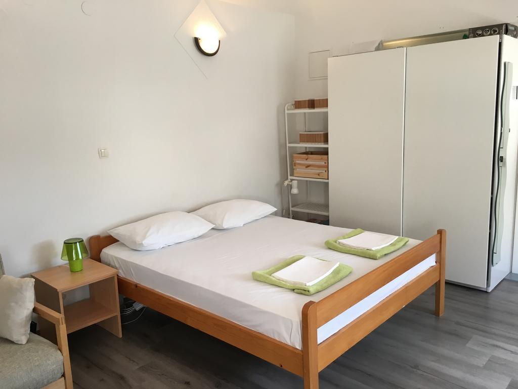 Apartments Tatjana Pag Eksteriør billede