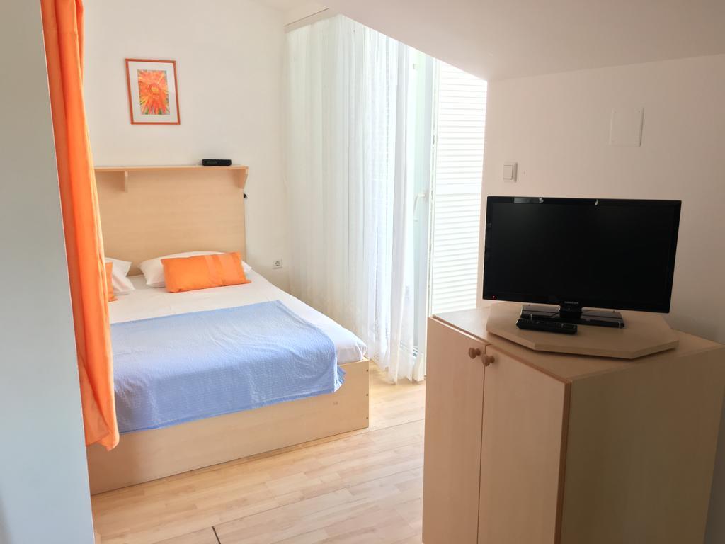 Apartments Tatjana Pag Eksteriør billede