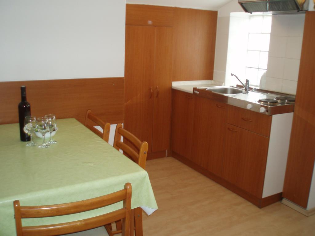 Apartments Tatjana Pag Eksteriør billede
